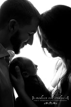 Load image into Gallery viewer, Newborn In-home Experience (4 hour In-home Session)
