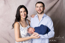 Load image into Gallery viewer, Newborn In-home Experience (4 hour In-home Session)