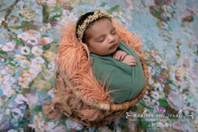 Load image into Gallery viewer, Newborn Luxury Experience