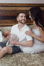 Load image into Gallery viewer, Newborn In-home Experience (4 hour In-home Session)