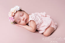 Load image into Gallery viewer, Newborn Luxury Experience