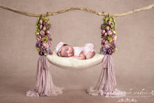 Load image into Gallery viewer, Newborn Luxury Experience