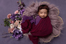 Load image into Gallery viewer, Newborn Premium Experience

