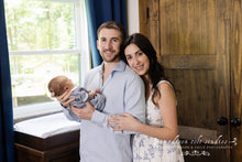 Load image into Gallery viewer, Newborn In-home Experience (4 hour In-home Session)
