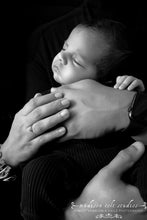 Load image into Gallery viewer, Newborn Premium Experience
